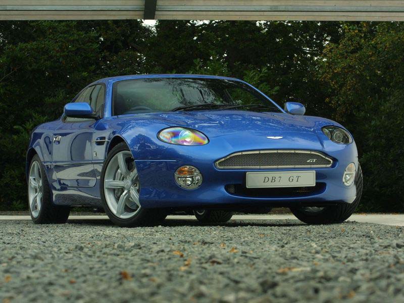 astonmartin-DB7gt